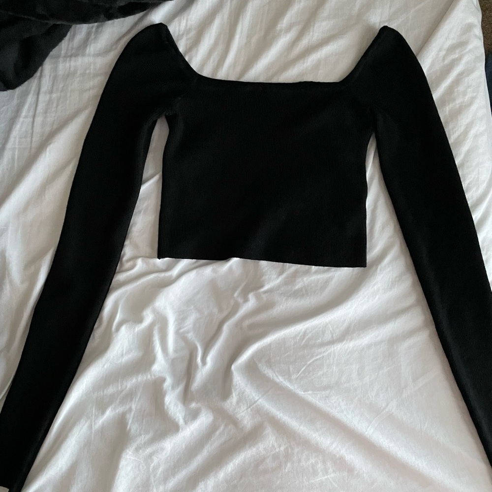 Forever 21 black long sleeve